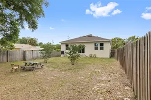 510 E Lime St, Tarpon Springs, FL 34689 - Photo 43