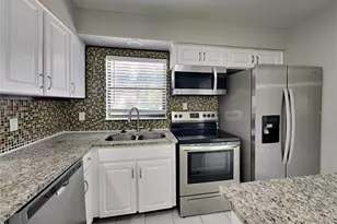 [Address not provided], Tampa, FL 33618 - Photo 5