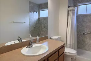 4212 Bismarck Palm Dr, Tampa, FL 33610 - Photo 21