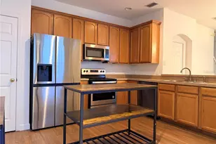 4212 Bismarck Palm Dr, Tampa, FL 33610 - Photo 5