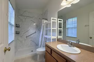 4212 Bismarck Palm Dr, Tampa, FL 33610 - Photo 27
