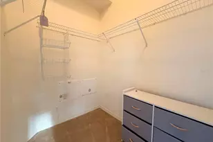 4212 Bismarck Palm Dr, Tampa, FL 33610 - Photo 33