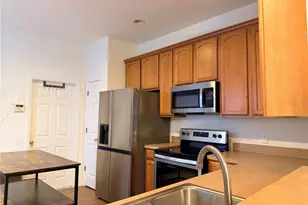 4212 Bismarck Palm Dr, Tampa, FL 33610 - Photo 11