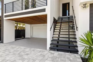 3835 Shore Acres Blvd NE, Saint Petersburg, FL 33703 - Photo 5