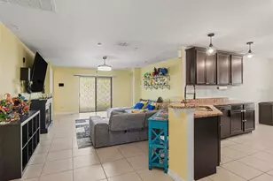 820 Chatham Walk Dr, Ruskin, FL 33570 - Photo 7