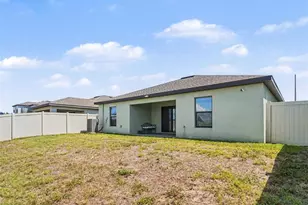 820 Chatham Walk Dr, Ruskin, FL 33570 - Photo 23