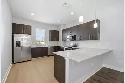 4810 W McElroy Avenue #7, Tampa, FL 33611 - Photo 7