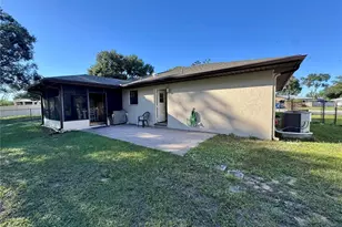 7186 Lexington Cir, Brooksville, FL 34602 - Photo 21
