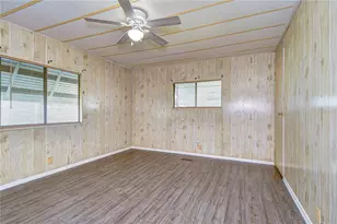 38725 Vulcan Cir, Zephyrhills, FL 33542 - Photo 23