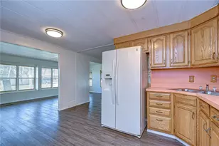 38725 Vulcan Cir, Zephyrhills, FL 33542 - Photo 21