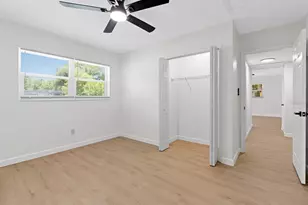 207 W Bougainvillea Ave, Tampa, FL 33612 - Photo 11