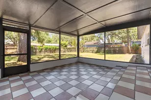 207 W Bougainvillea Ave, Tampa, FL 33612 - Photo 21