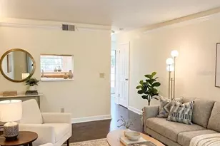 7143 E Bank Dr, Tampa, FL 33617 - Photo 3