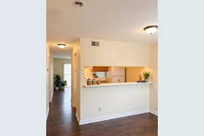 7143 E Bank Drive #7143, Tampa, FL 33617 - Photo 5