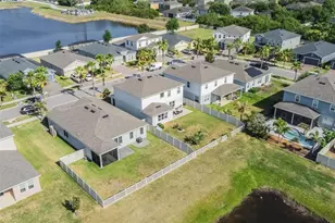 12349 Blue Pacific Dr, Riverview, FL 33579 - Photo 41