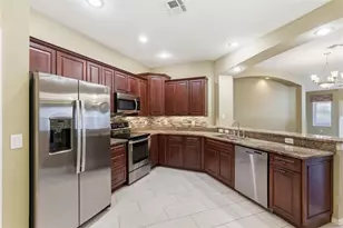 30442 Lettingwell Cir, Wesley Chapel, FL 33543 - Photo 3