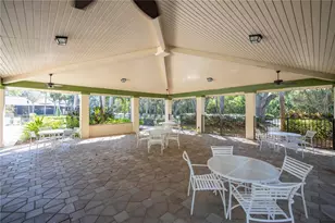 1044 Romano Ct NE, Saint Petersburg, FL 33702 - Photo 33