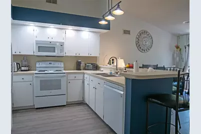 2021 Shangrila Drive #56, Clearwater, FL 33763 - Photo 9