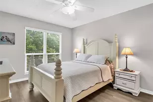 608 Windrush Bay Dr, Tarpon Springs, FL 34689 - Photo 21