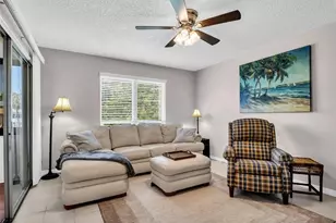 608 Windrush Bay Dr, Tarpon Springs, FL 34689 - Photo 7
