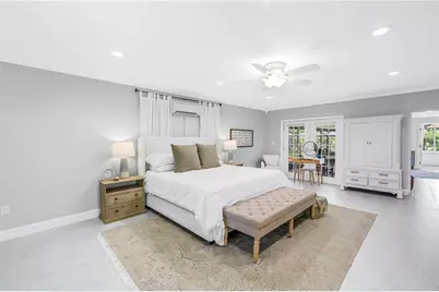 4039 Alberca Way S, Saint Petersburg, FL 33712 - Photo 11