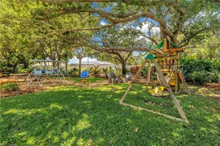 4039 Alberca Way S, Saint Petersburg, FL 33712 - Photo 71