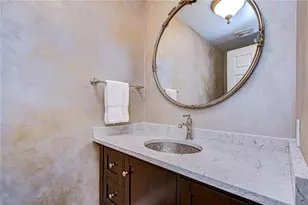 555 5th Ave NE, Saint Petersburg, FL 33701 - Photo 23