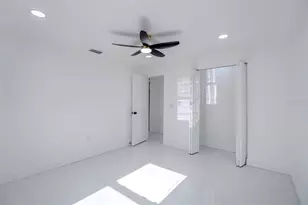 9407 N 12th St, Tampa, FL 33612 - Photo 13