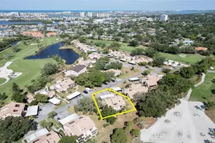 6305 Pelican Creek Crossing, Saint Petersburg, FL 33707 - Photo 21