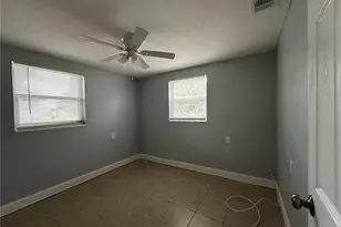 450 88th Ave N, Saint Petersburg, FL 33702 - Photo 5