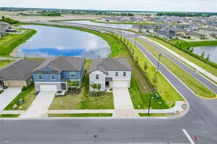 12227 Radiant Gem Trl, Parrish, FL 34219 - Photo 7