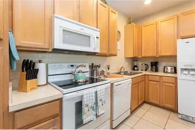 2457 Caravelle Circle, Kissimmee, FL 34746 - Photo 9