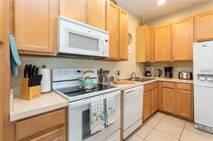 2457 Caravelle Cir, Kissimmee, FL 34746 - Photo 9