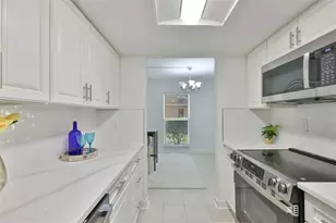 8931 Blind Pass Rd, Saint Pete Beach, FL 33706 - Photo 15