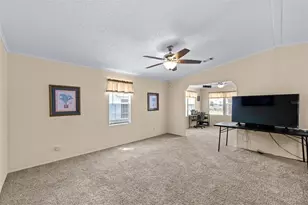 38052 Lawanda Loop, Zephyrhills, FL 33542 - Photo 17
