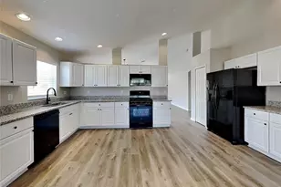 [Address not provided], Lutz, FL 33559 - Photo 3