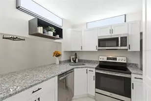 1871 Pine Ridge Way W, Palm Harbor, FL 34684 - Photo 21