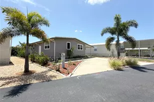 460 Mt Oak Ave NE, Saint Petersburg, FL 33702 - Photo 23