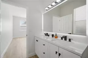 7632 Armonk Ln, Wesley Chapel, FL 33545 - Photo 17