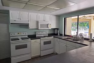 2532 Royal Pines Cir, Clearwater, FL 33763 - Photo 45