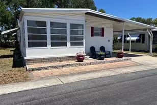 71 Royal Palm Cir, Largo, FL 33778 - Photo 3