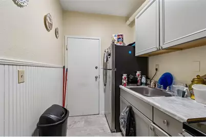 1033 19th Avenue S, Saint Petersburg, FL 33705 - Photo 17
