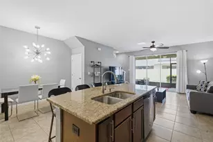 10425 Red Carpet Ct, Riverview, FL 33578 - Photo 7