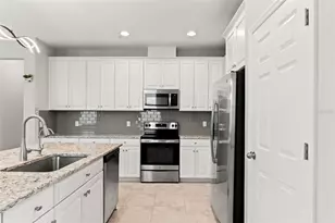 7278 Pool Compass Loop, Wesley Chapel, FL 33545 - Photo 13