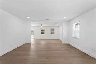 4704 W Brookwood Dr, Tampa, FL 33629 - Photo 15