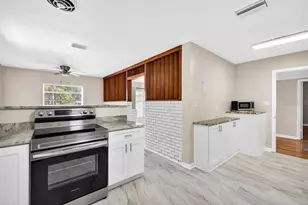 1310 W Woodlawn Ave, Tampa, FL 33603 - Photo 5