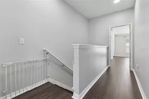 3566 High Hampton Cir, Tampa, FL 33610 - Photo 21