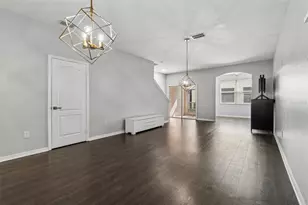 3566 High Hampton Cir, Tampa, FL 33610 - Photo 15