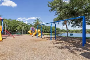 740 Rosemary Cir, Bradenton, FL 34212 - Photo 79