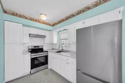 11095 2nd Street E #Unit A, Treasure Island, FL 33706 - Photo 9